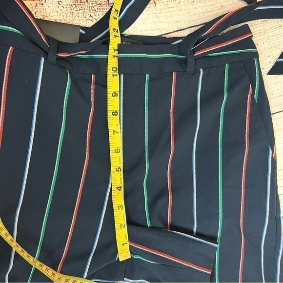 Banana Republic Stripe Women shorts size 4 - Picture 5 of 9